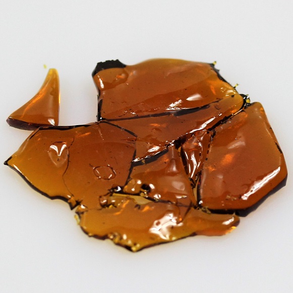 Canuvo's new signature CO2 Shatter - A potent cannabis concentrate.